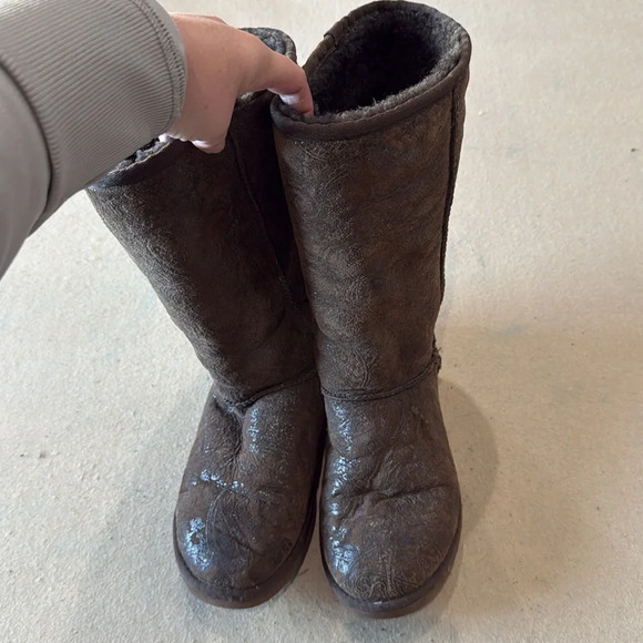 UGG Dark Brown Sheepskin Boots - Picture 3 of 4